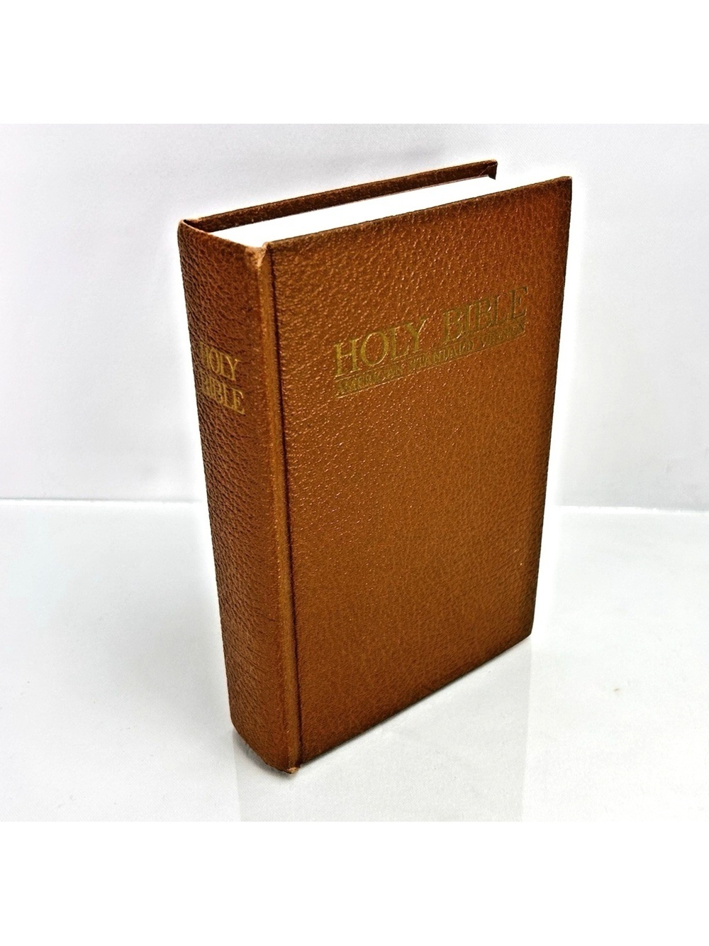 Watchtower Holy Bible American Standard Version Copyright 1929 *Read*
